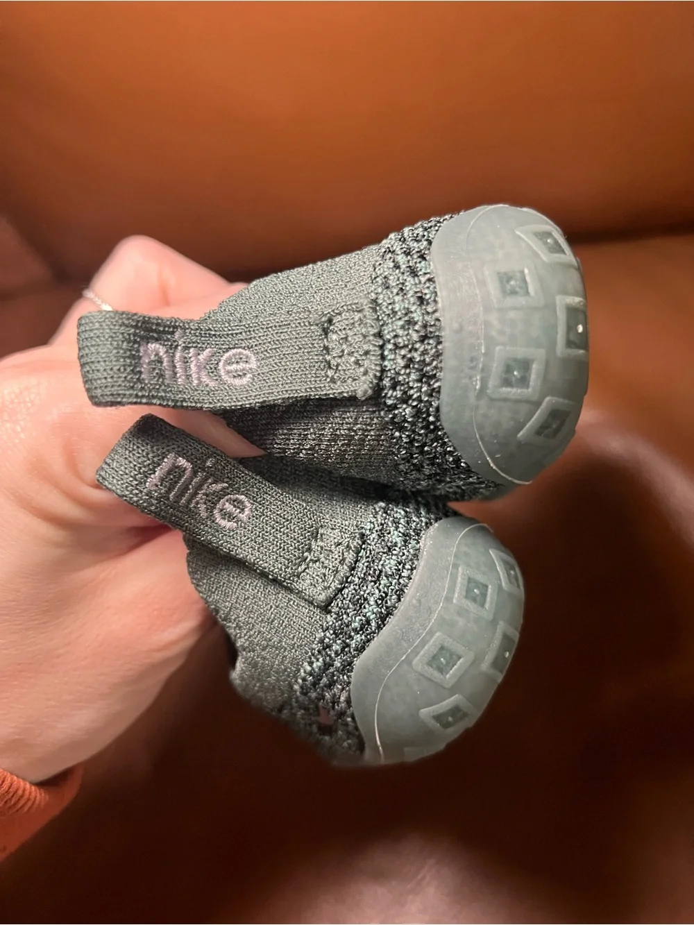 Nike Swoosh 1 Baby Size 3 Dark Green Slip-On Knit Shoes APMA approved💕
